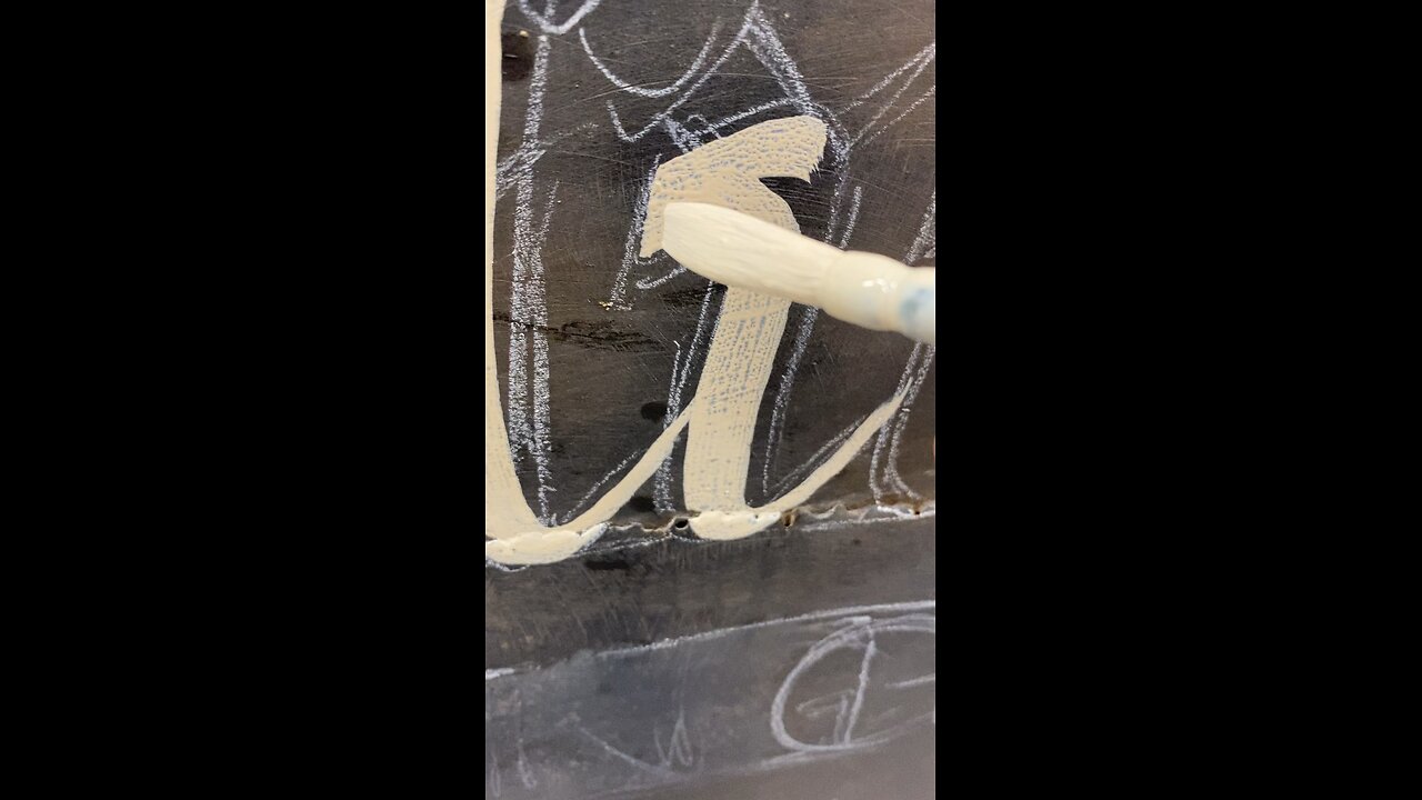 Chiseled quill movement