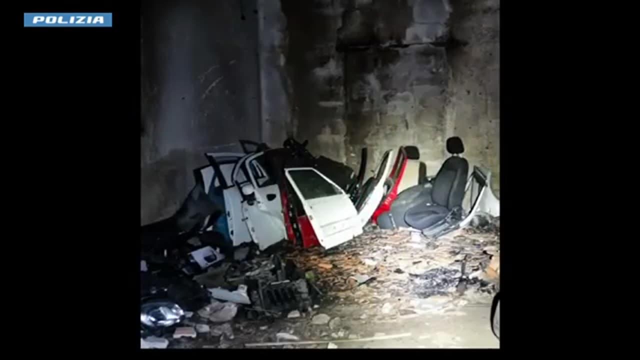 Catania - Scoperto deposito di auto rubate e pezzi di ricambio (17.02.25)