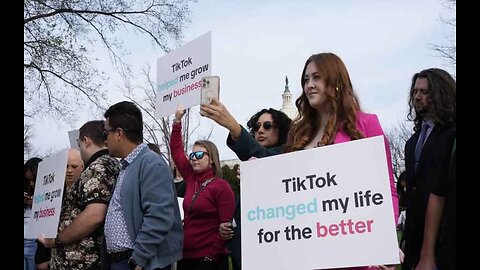 TikTok Comes Back From the Dark After Trump Vows Executive Order