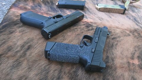 Glock 21 vs FN 545