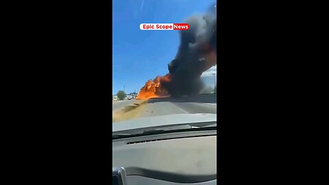 A plane dedicated to firefighting crashes in Los Angeles 🛩️🔥