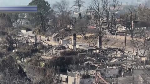 High viewpoint shows extent of apocalyptic fire damage in Palisades