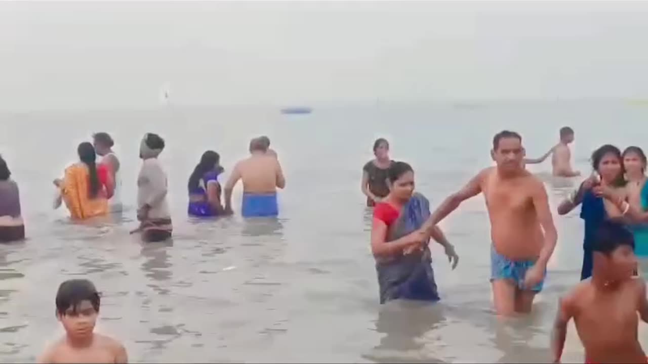 Summer🌞🏖️ Beach swimming family tour 🤩