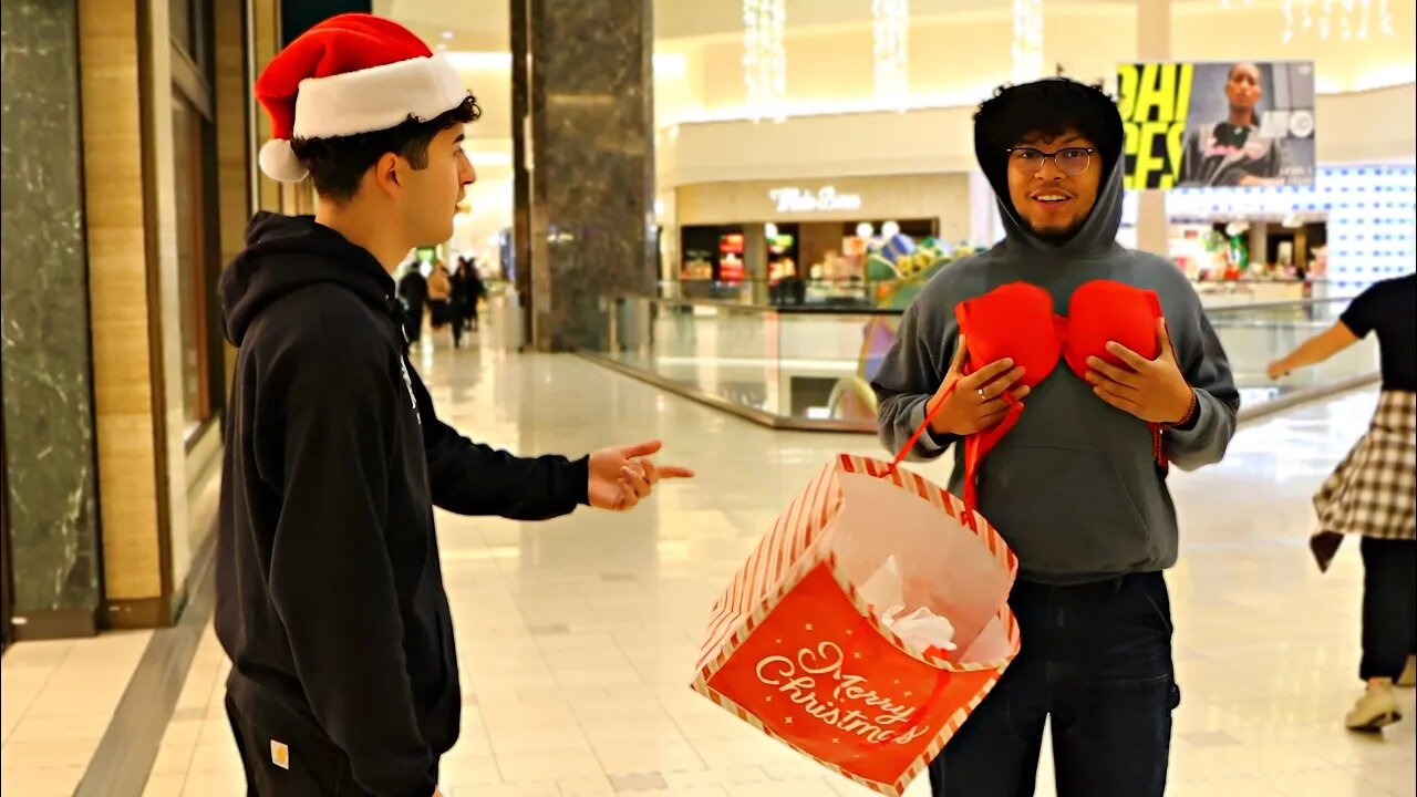 Giving Horrible Christmas Presents Prank!