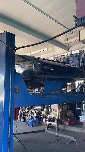 kitt gets his exhaust fixed
