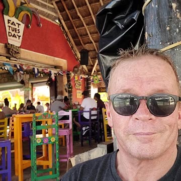 Feliz Navidad mi amigos! Burn 🔥 your caca solid!