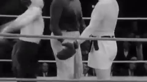 Charlie Chaplin always wins 🥊 #charliechaplin #shortsfeed #shortsviral #comedyshorts