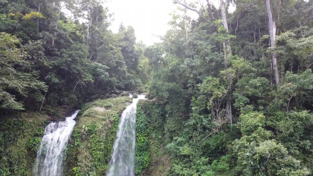 Waterfalls In The World | Tammaraw Falls