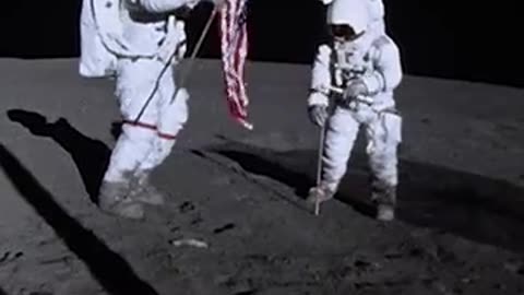 Som ET - 45 - Moon - Apollo 14 - U.S. Flag on the Moon