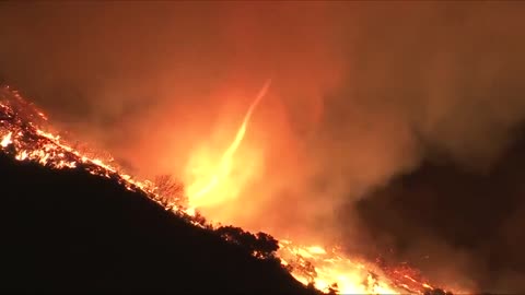 A ‘firenado’ was just spotted near the 405 freeway in Los Angeles. 7h ago