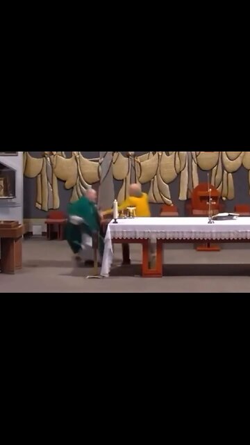 Maniac Tries To Stab A Priest During Services In Winnipeg