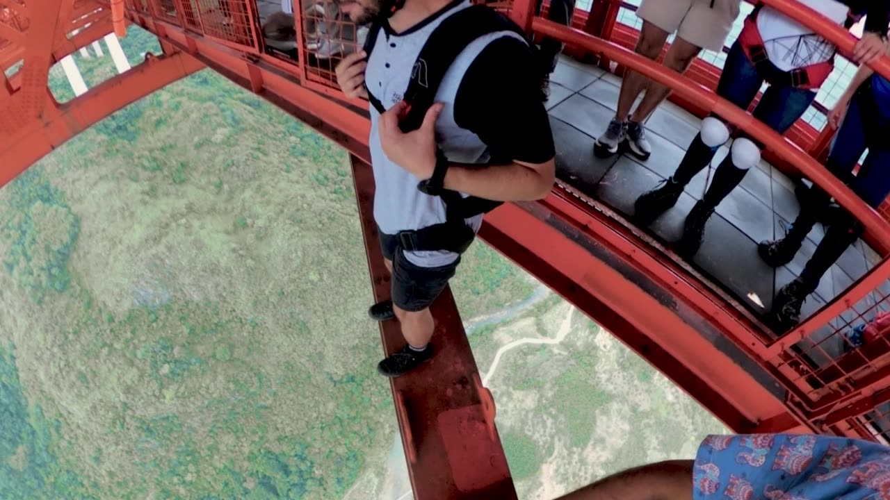 Base Jump From Balinghe Bridge