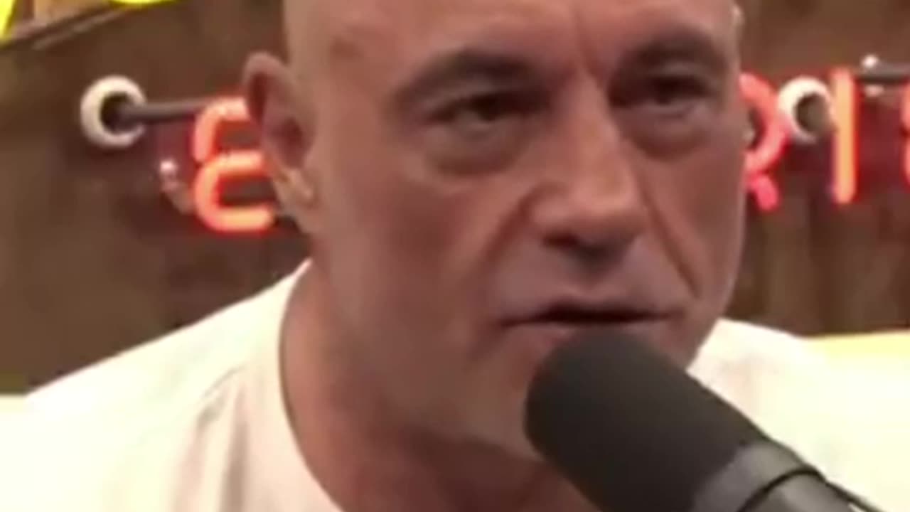 Joe Rogan to Elon - Fauci's a freaking demon if you ask me !