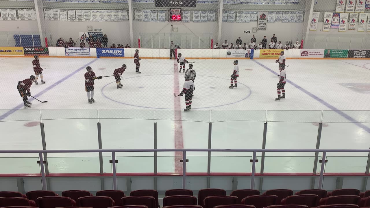 SF cwossa Lions at Titans (3)