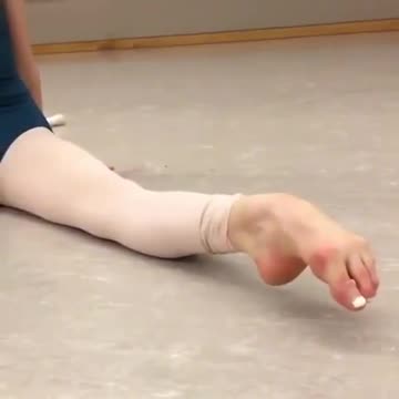 Ballerina Feet Flexibility - OMG