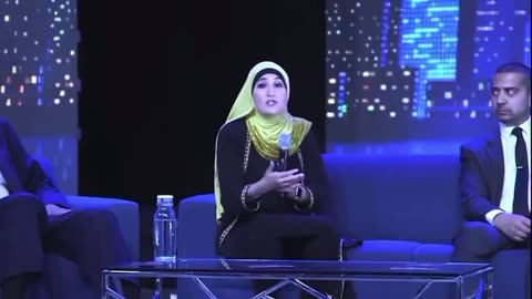 Dawah at its finest. She's using keywords to manipulate the audience.