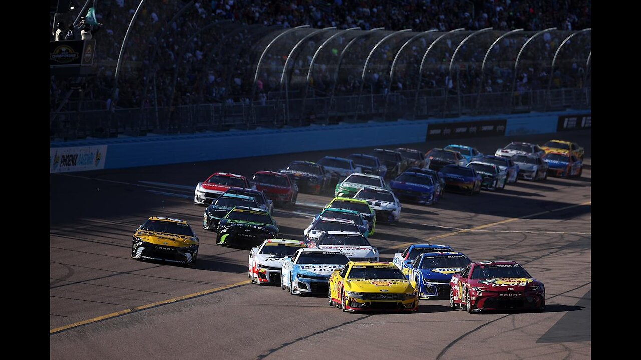 NASCAR Phoenix Showdown: Explosive Live Reactions You CAN’T Miss!