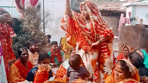 Bhumi chadhkar basate