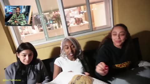 LexiJay My Friends Rate My Home Made Cookies ft. Brooklyn, DuB, TeeTee REACTION