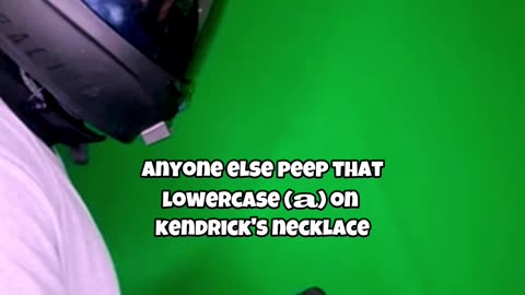 Kendrick’s Necklace Had a Message at SB59?! 🤯