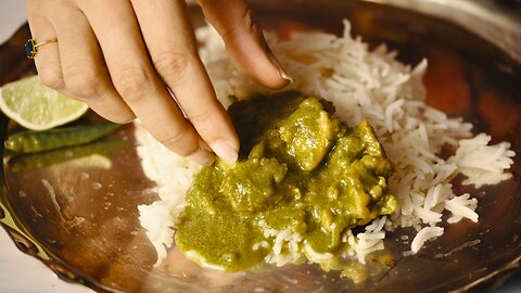 The Ultimate Green Curry From Kolkata to Warm Your Soul