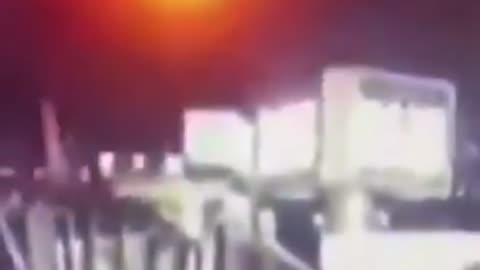 Exact moment of tragic mid-air collision in Washington DC