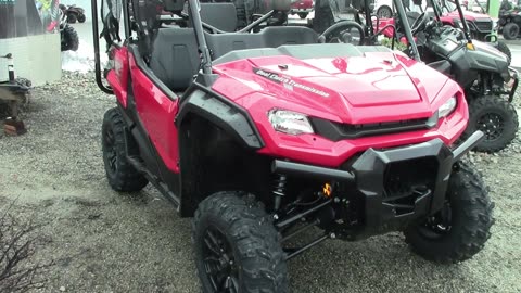 2025 Honda Pioneer 1000 Quick Flip 5