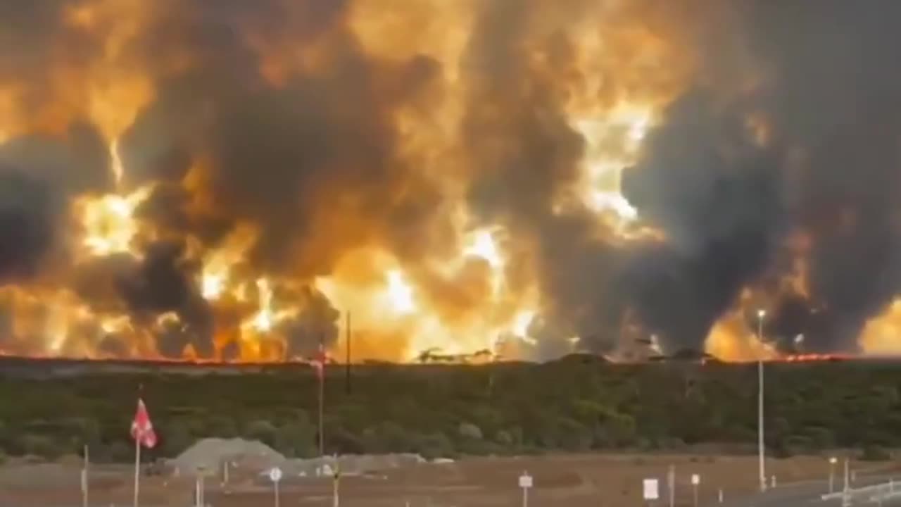 MASSIVE FIRE DOWN UNDER MOUNT HOLLAND LITHIUM MINE IN WESTERN AUSTRALIA