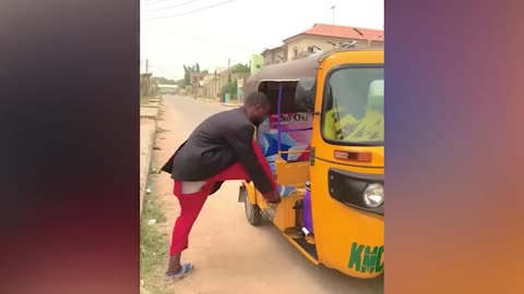 Try not to laugh 😂😂🤣