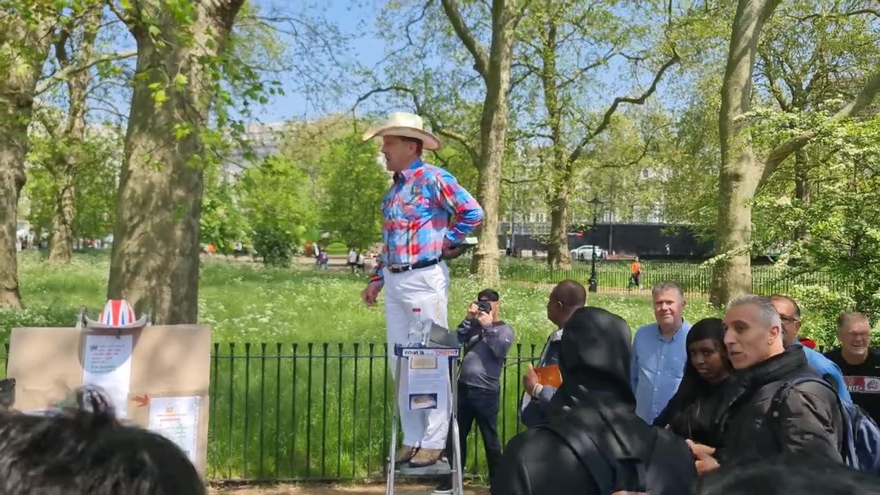 (1) Cowboy Preacher - on the ladder Speakers Corner Hyde Park London