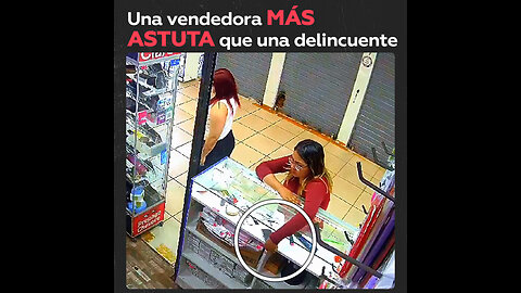Una mujer fue sorprendida tras robar el teléfono de una vendedora