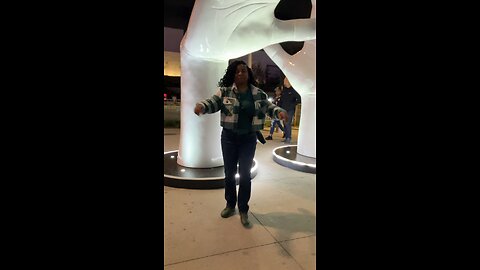 Had a great time with Lisa and Treasure and the Lakers vs Clippers game tonight.