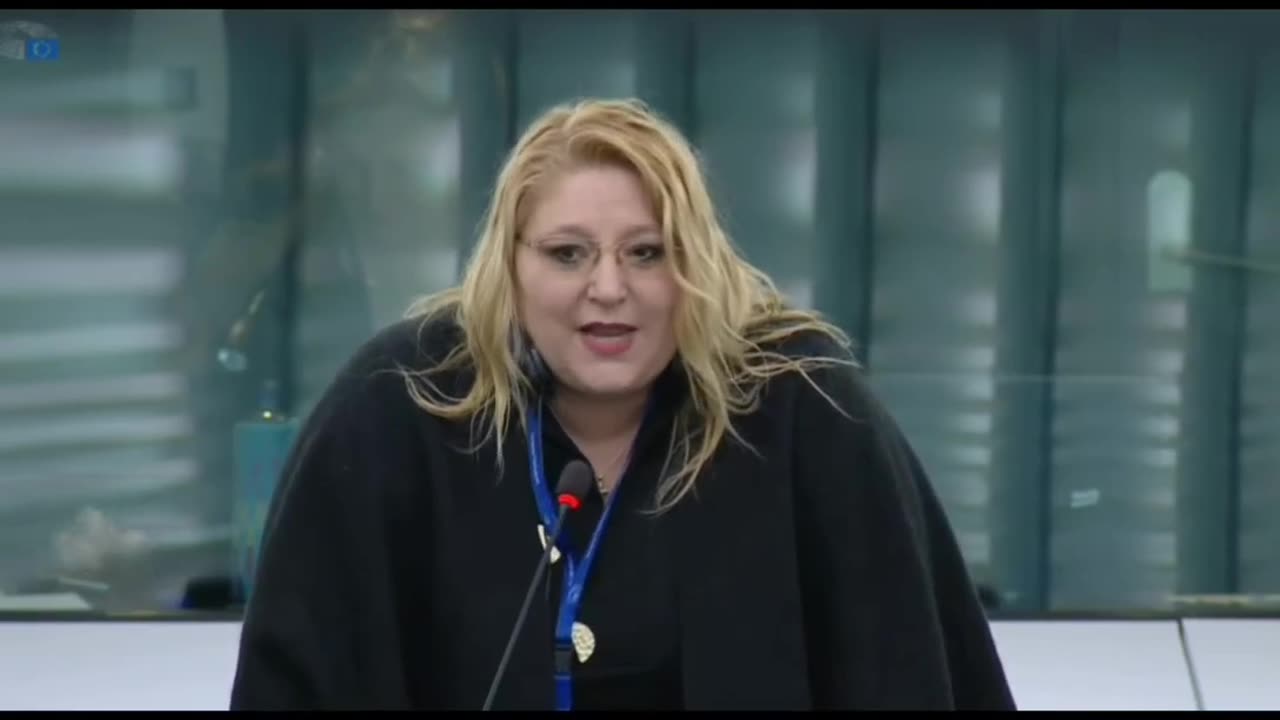 Iertați-mă, dar sunteți de la socialiști. De zeci de ani conduceți toată Europa. ...