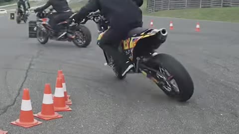 KTM 450 Supermoto Vs. Kawasaki Ninja