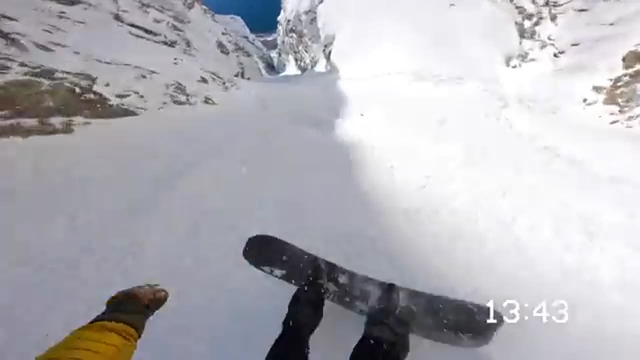 Snowboard vs. Ski | Which is Faster?