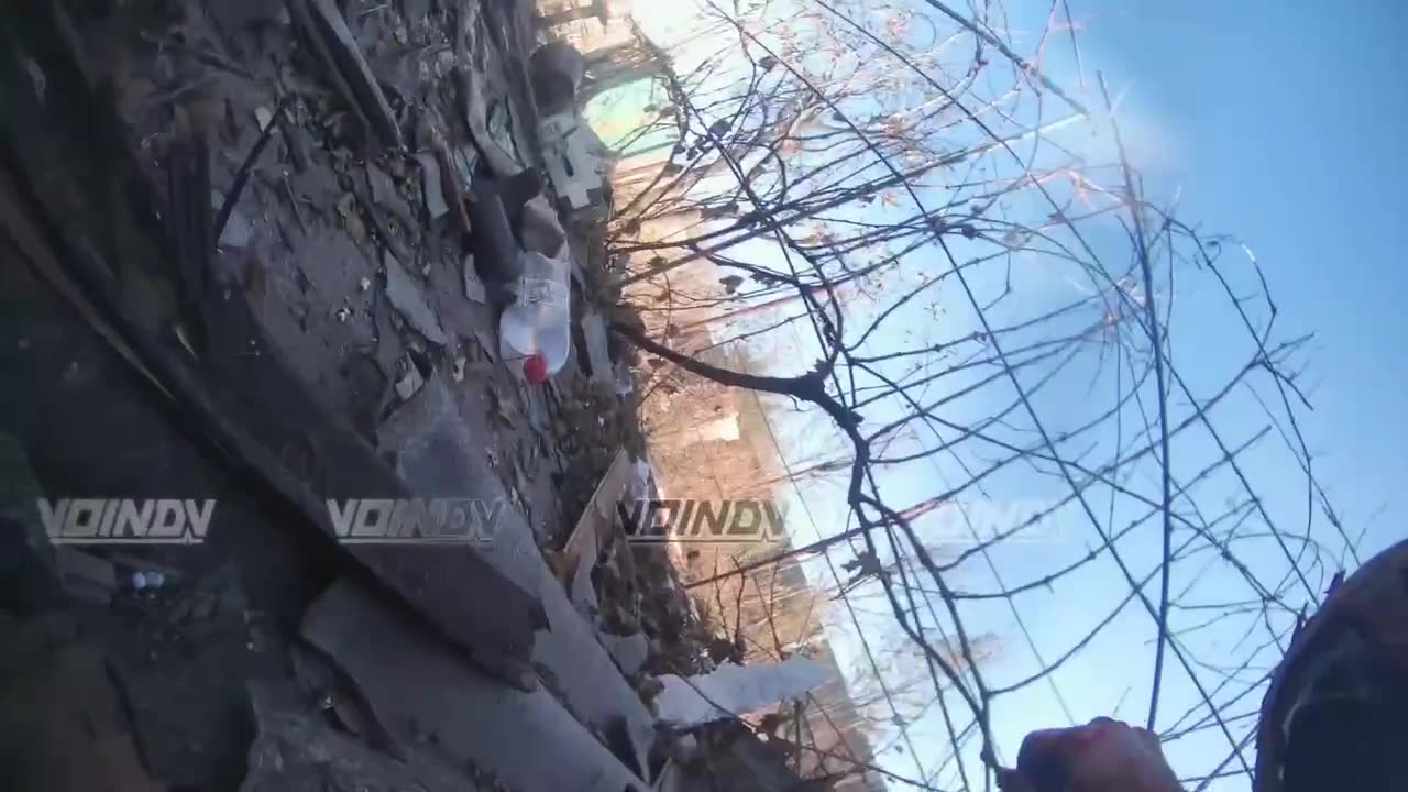ウクライナ兵とロシア兵による白兵戦 トルドボエにて