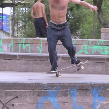 #3🍗THURS Victor Campillo