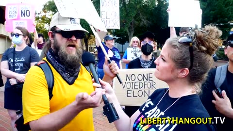 "Beta cuck thinks he's scary - lol."