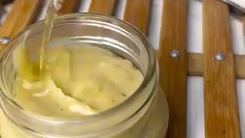 Make your own Garlic Confit