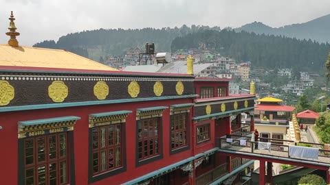 LAVA small city in westbengal beside the Himalaya