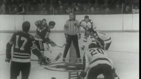 NHL 1971 CHICAGO BLACKHAWKS AT TORONTO MAPLE LEAFS