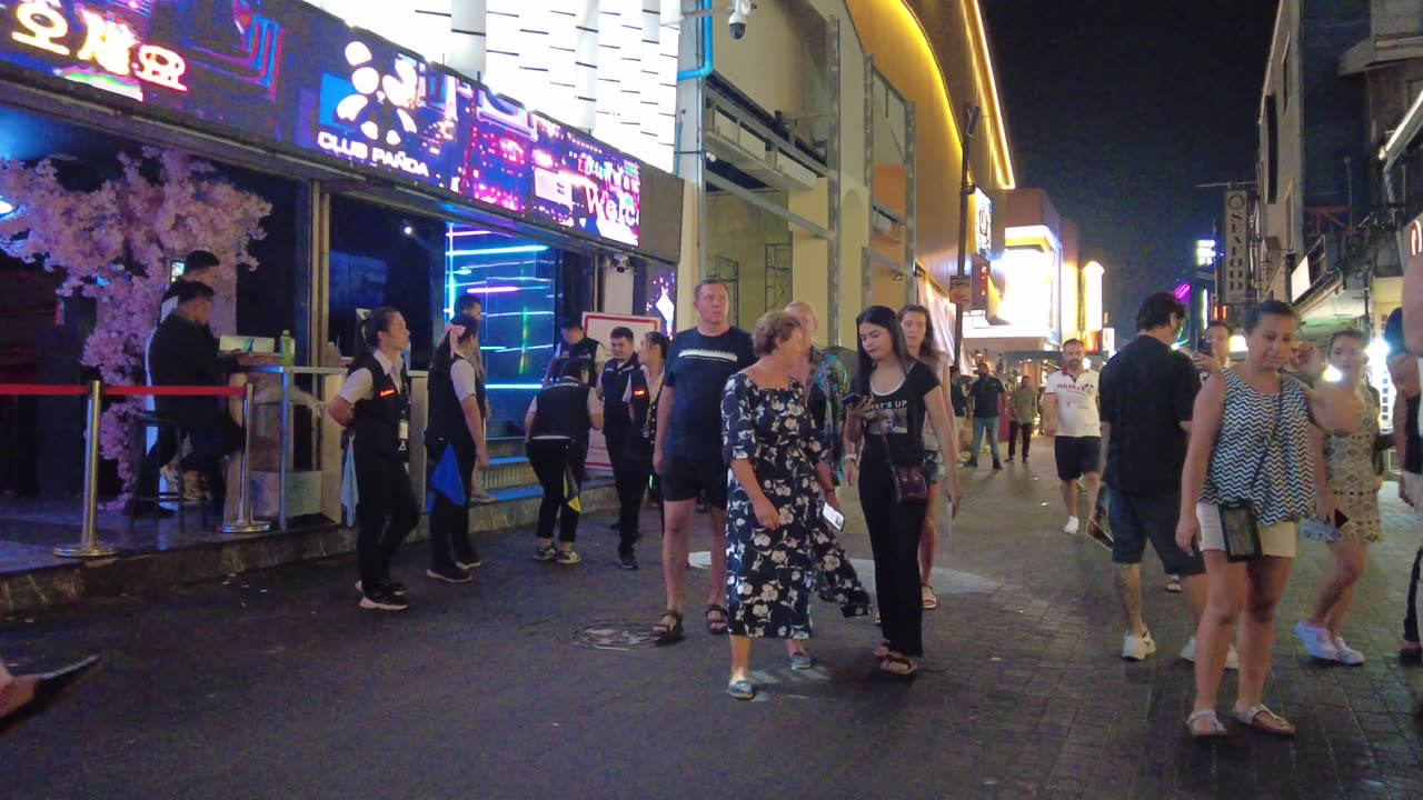 "Pattaya After Midnight – What REALLY Goes Down! 🌙🔥"