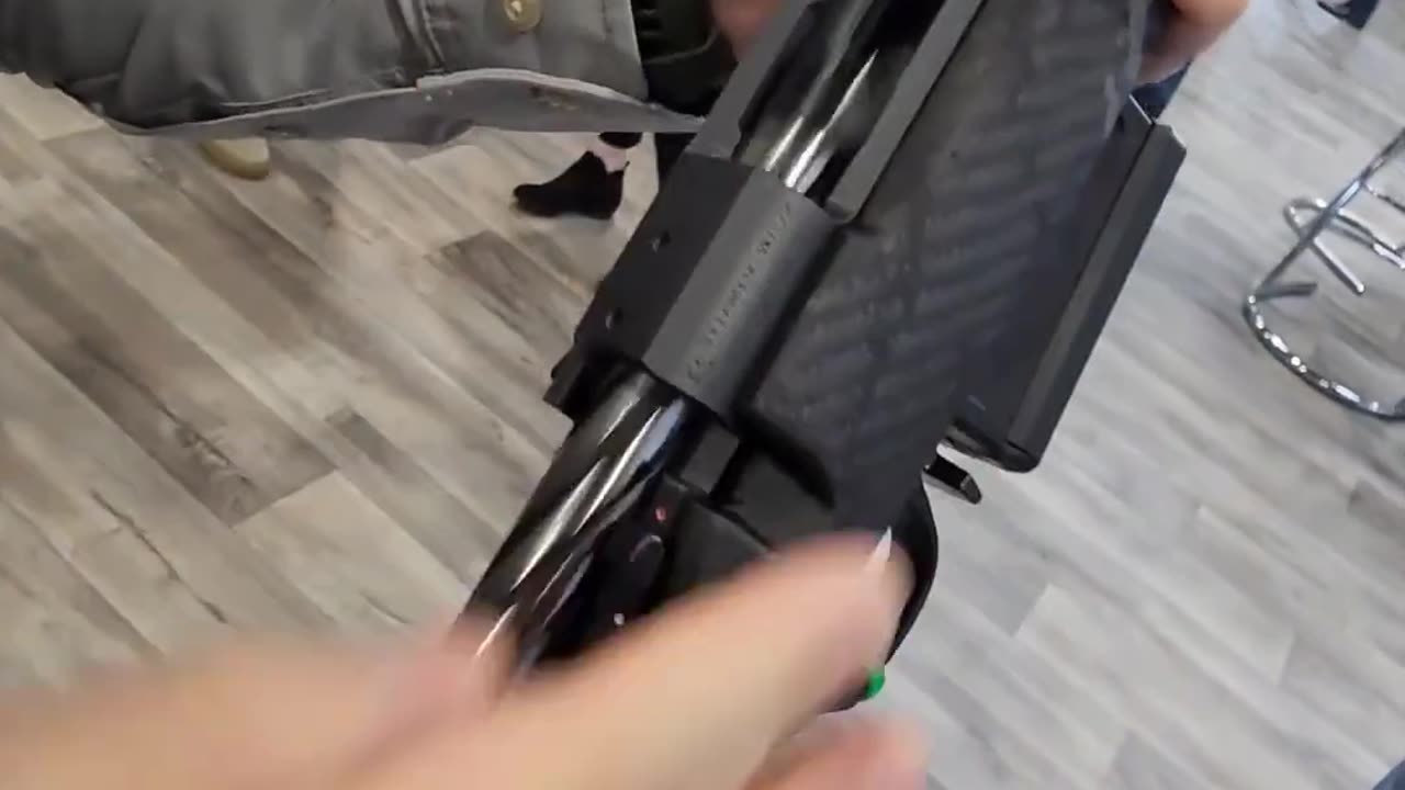 Bergara B-14 Squared Crest Carbon Bolt-Action Rifle