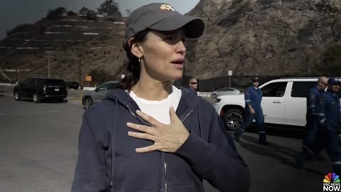 HOLLYWOOD CELEBRITIES FINALLY TAKE ON THE ROLL THAT THEY WERE BORN TO PLAY...CRISIS ACTORS