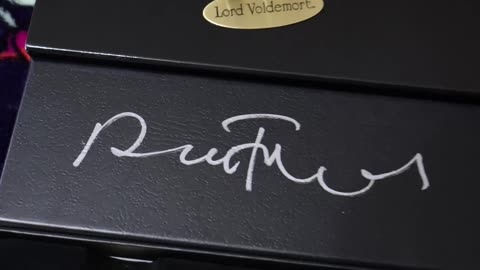 🐍 Happy Birthday Lord Voldemort | SIGNED Wand Quick Look