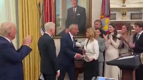 Robert Kennedy Jr. has officially been sworn in as HHS Secretary!