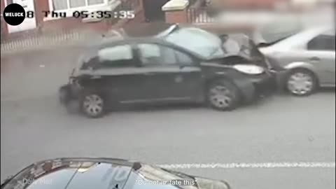 Moments Of Idiots in Cars Got Instant Karma Caught On Camera