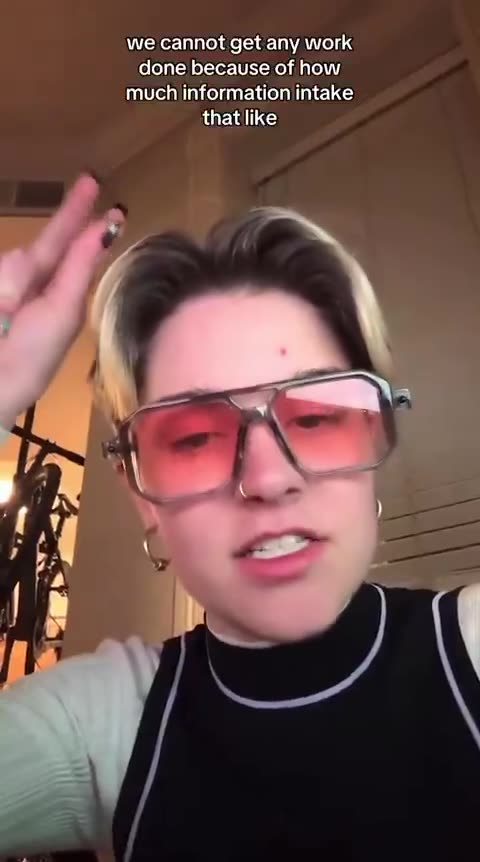 Government employee is mad she needs to now go in five days a week to work...