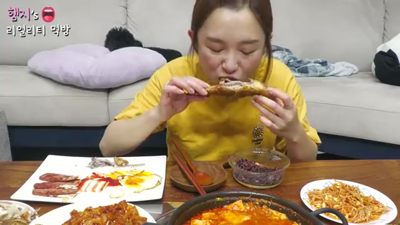 리얼먹방) 순두부찌개, 생선구이, 어묵볶음, 콩나물무침, 김, 햄구이 ★ 한국집밥ㅣKorean Home Meal