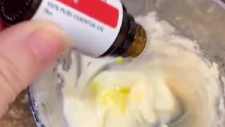 Simple Homemade Non~Toxic Deodorant